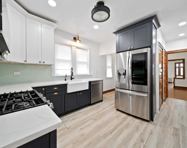 616 Circle Avenue - Photo Thumbnail 8