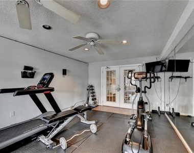 3655 Habersham Road Ne - Photo Thumbnail 24