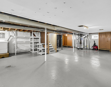 413 S Gilbert Avenue - Photo Thumbnail 11