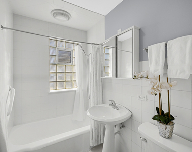 413 S Gilbert Avenue - Photo Thumbnail 7