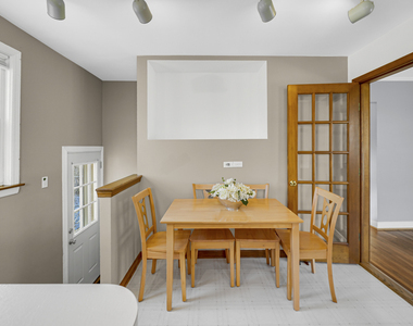 413 S Gilbert Avenue - Photo Thumbnail 6