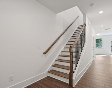 1621 Gunnin Trace Nw - Photo Thumbnail 3