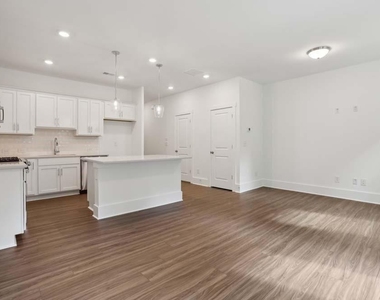 1621 Gunnin Trace Nw - Photo Thumbnail 5