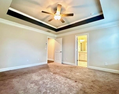 2061 Morrison Avenue - Photo Thumbnail 10
