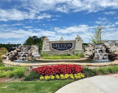 3101 Greyton Drive - Photo Thumbnail 16