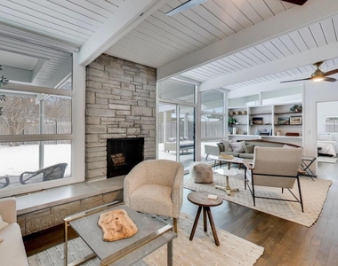2649 Crawford Avenue - Photo Thumbnail 16