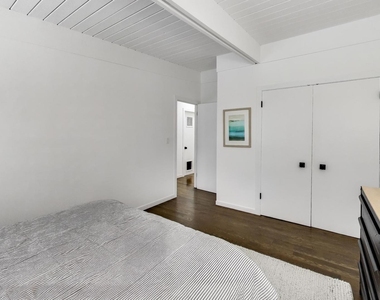2649 Crawford Avenue - Photo Thumbnail 26