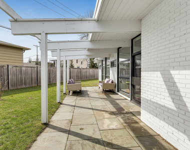 2649 Crawford Avenue - Photo Thumbnail 38