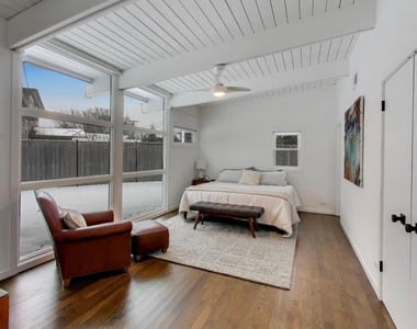 2649 Crawford Avenue - Photo Thumbnail 17