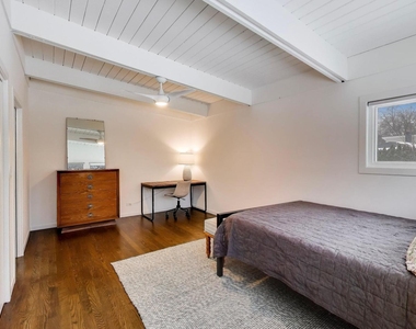 2649 Crawford Avenue - Photo Thumbnail 23