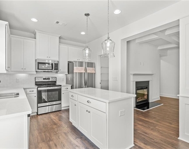 161 Auburn Valley Way - Photo Thumbnail 13