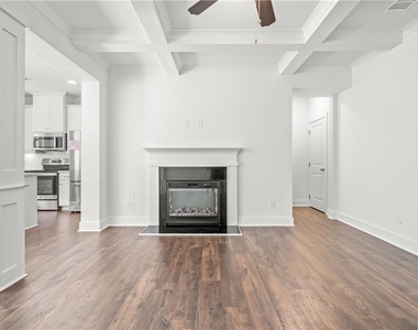 161 Auburn Valley Way - Photo Thumbnail 4