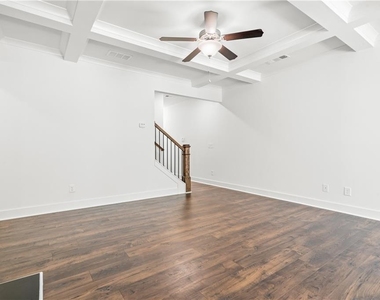 161 Auburn Valley Way - Photo Thumbnail 6