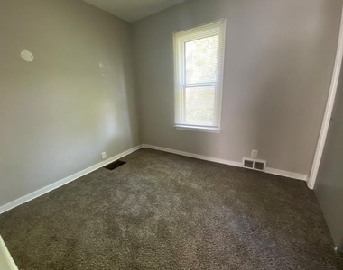 616 Vine Street - Photo Thumbnail 8