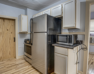 457 Talma Street - Photo Thumbnail 2