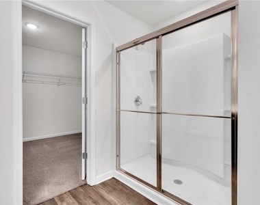 4855 Darby Drive - Photo Thumbnail 16