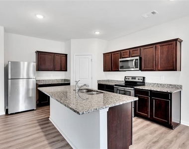 4855 Darby Drive - Photo Thumbnail 8