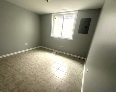423 Westmore Meyers Road - Photo Thumbnail 12