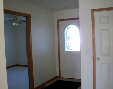 332 Cassidy Court - Photo Thumbnail 18