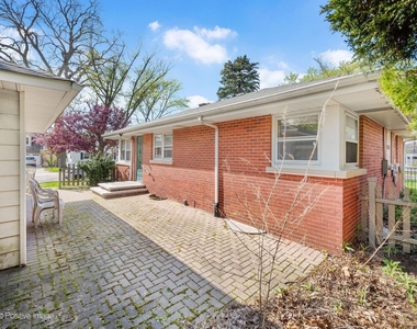 405 Greenfield Avenue - Photo Thumbnail 20