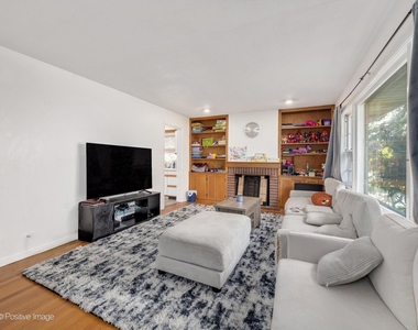 405 Greenfield Avenue - Photo Thumbnail 6