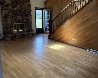 16752 Luella Avenue - Photo Thumbnail 2