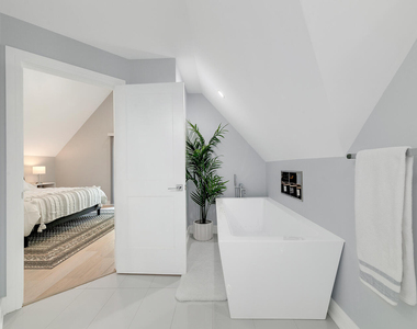 1205 Curtiss Street - Photo Thumbnail 21
