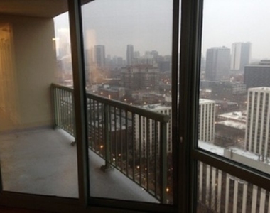 111 W Maple Street - Photo Thumbnail 9