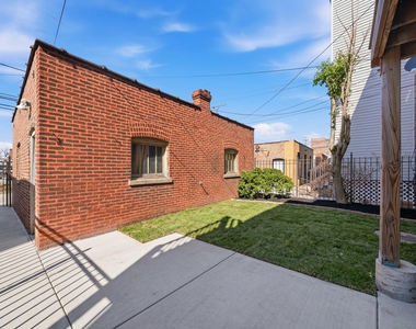 8024 S Vernon Avenue - Photo Thumbnail 16