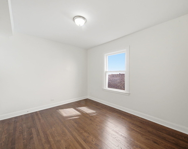 8024 S Vernon Avenue - Photo Thumbnail 13