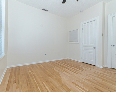 1024 N Western Avenue - Photo Thumbnail 11
