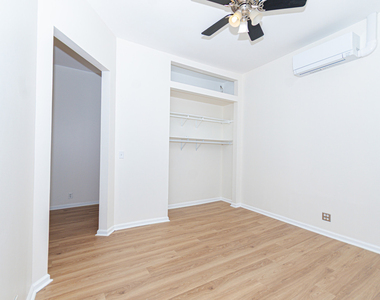 1024 N Western Avenue - Photo Thumbnail 14
