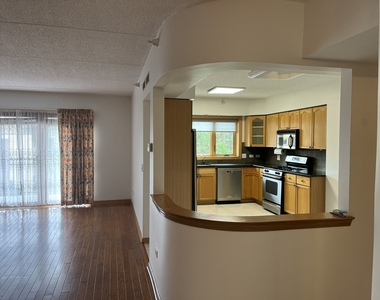 650 S River Road - Photo Thumbnail 4