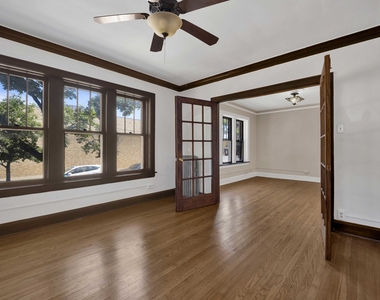 2439 W Birchwood Street - Photo Thumbnail 1