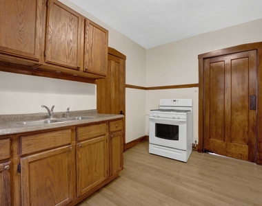 2439 W Birchwood Street - Photo Thumbnail 9