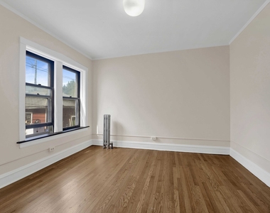 2439 W Birchwood Street - Photo Thumbnail 11