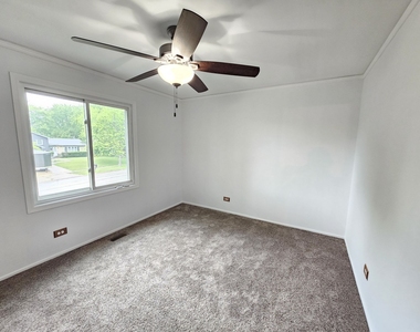 571 White Birch Road - Photo Thumbnail 12