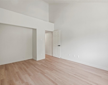 16800 Sugar Pine Drive - Photo Thumbnail 10