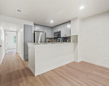 16800 Sugar Pine Drive - Photo Thumbnail 4