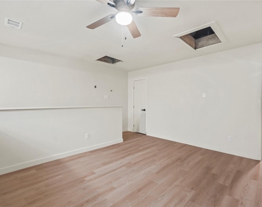 16800 Sugar Pine Drive - Photo Thumbnail 7