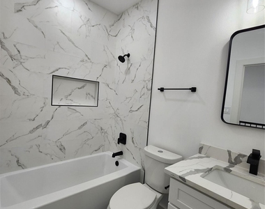 316 S Sandra Street - Photo Thumbnail 11