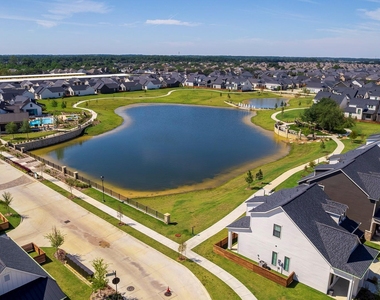 15102 Gardenberry Lane - Photo Thumbnail 39