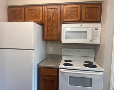 7315 Brompton Rd Street - Photo Thumbnail 4