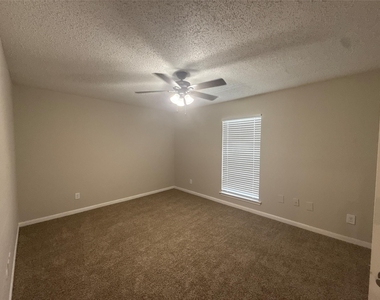 7315 Brompton Rd Street - Photo Thumbnail 6