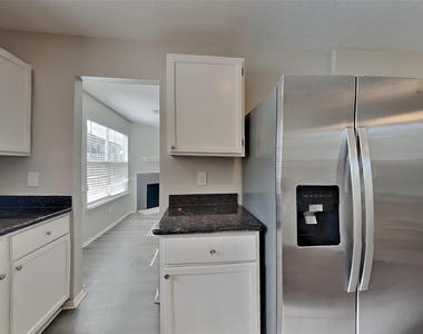 19530 Rocky Bank Drive - Photo Thumbnail 3