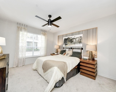 3003 Memorial Court - Photo Thumbnail 4