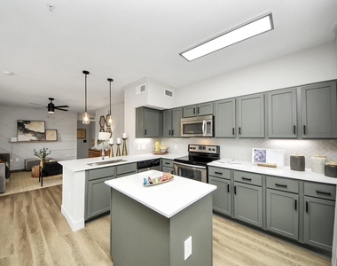 3003 Memorial Court - Photo Thumbnail 1