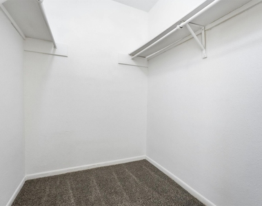 78 W Park West Drive - Photo Thumbnail 11