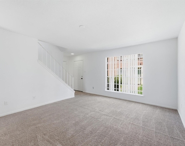 78 W Park West Drive - Photo Thumbnail 4