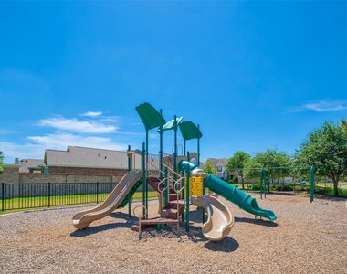 10026 Thicket Park Lane - Photo Thumbnail 44